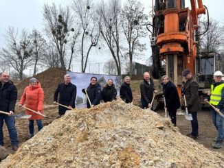 Neue Grundschule an der Wettinerstraße: Baustart für vierzügigen Neubau mit Zweifeldhalle