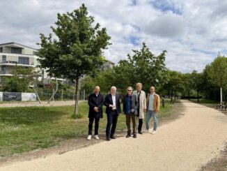 Neuer Fuß und Radweg verbindet Helling Höfe mit Rheinpromenade in Kastel