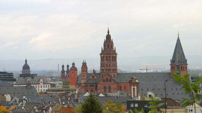 Parkgutscheine und Kostenlose ÖPNV-Ntzung: Mainz startet Sichtbarkeitskampagne für Einzelhandel