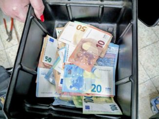 Wiesbaden konfiziert rund 40 illegale Glücksspielgeräte und stellt 7.456 Euro sicher